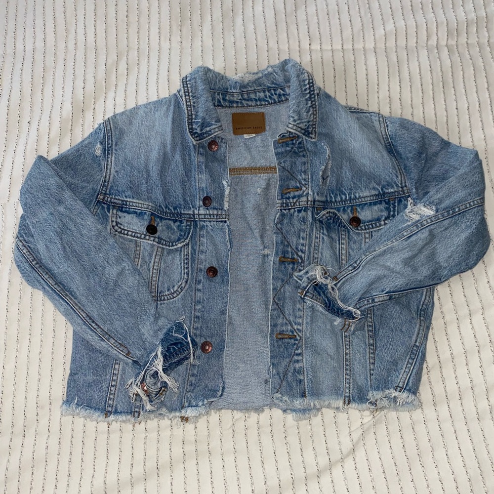 American Eagle cropped denim jacket